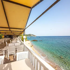 Shen Nikolla 3*, Dhermi Albania
